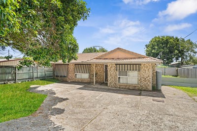 /international/au/35a-monash-road-loganlea-qld-149974320/