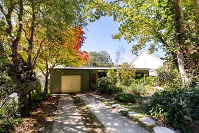 /international/au/10-harley-avenue-mount-victoria-nsw-150903768/
