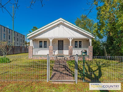 /international/au/138-mossman-street-armidale-nsw-148564452/?lang=en