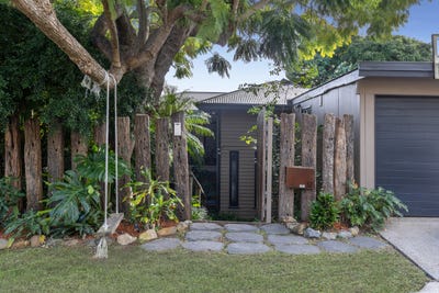 /international/au/32-bramston-street-tarragindi-qld-148408104/