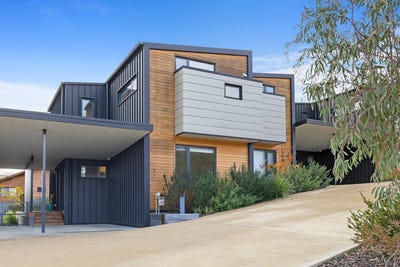 /international/au/3-2-echidna-place-east-jindabyne-nsw-151448952/