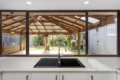 /international/au/32-pearson-street-mount-tarcoola-wa-152618012/