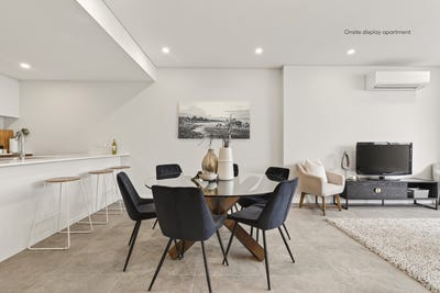 /international/au/110-41-43-kildare-road-blacktown-nsw-150964240/