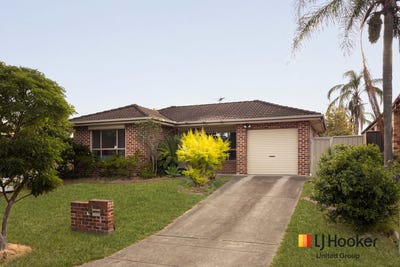 /international/au/10-bower-bird-street-hinchinbrook-nsw-152534548/