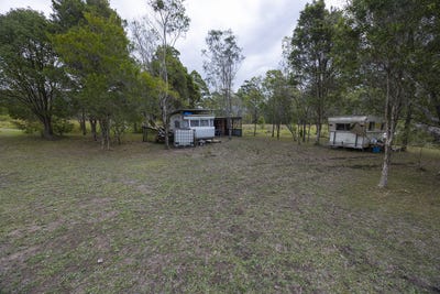 /international/au/18-alma-street-coolongolook-nsw-204515096/