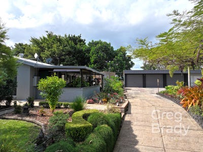 /international/au/27-grieshaber-drive-sarina-qld-148382248/