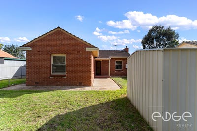 /international/au/27-sullivan-road-elizabeth-park-sa-148344408/