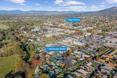 /international/au/5-mcdonald-street-mansfield-vic-151377596/
