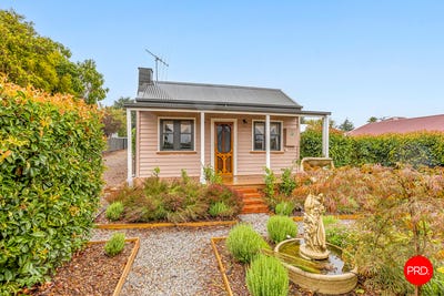 /international/au/7-richards-street-eaglehawk-vic-151436648/