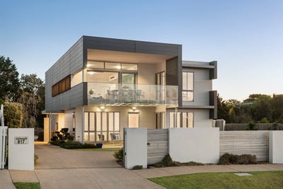 /international/au/817-esplanade-mornington-vic-151408392/