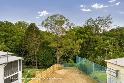 /international/au/33-fletcher-parade-bardon-qld-204467268/