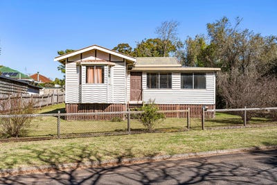 /international/au/48-underwood-crescent-harristown-qld-148475004/