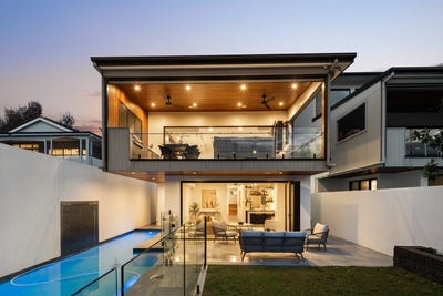 /international/au/38-dilkera-street-balmoral-qld-151480420/