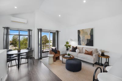 /international/au/28-mozart-lane-banksia-grove-wa-152472424/