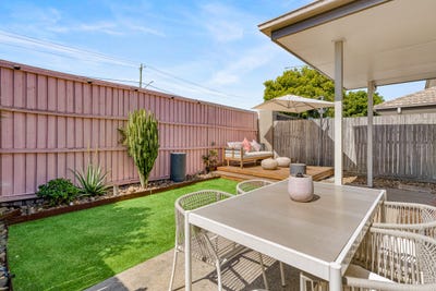 /international/au/6-8-ruocco-street-bracken-ridge-qld-152196268/