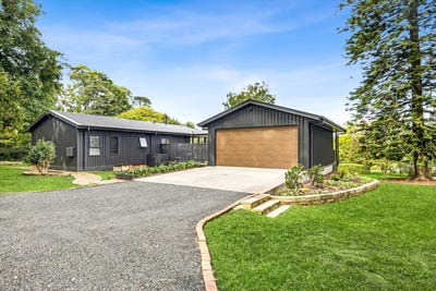 /international/au/64-greta-road-kulnura-nsw-150713704/