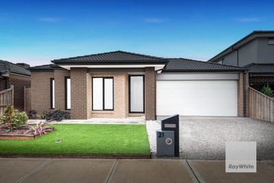 /international/au/21-krateron-street-fraser-rise-vic-148451832/