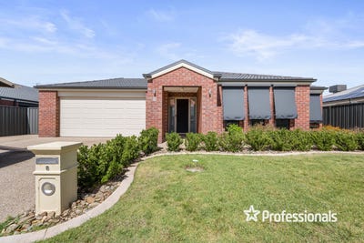 /international/au/8-strickland-street-killara-vic-150715636/