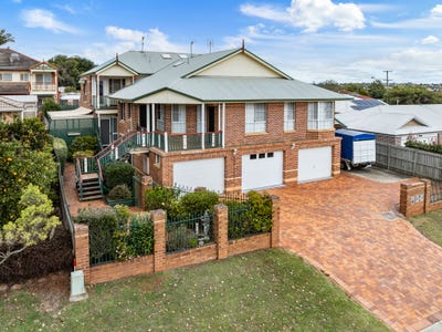 /international/au/1-32-jull-drive-centenary-heights-qld-151555184/