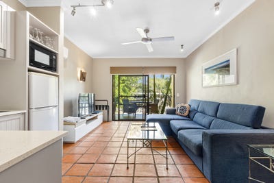 /international/au/19-41-macrossan-street-port-douglas-qld-152018396/