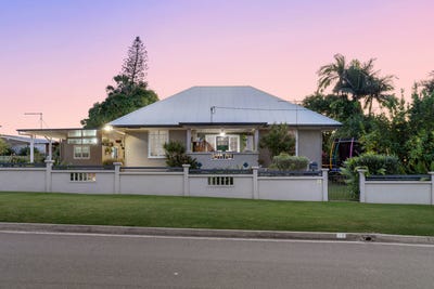 /international/au/21-barambah-street-wandal-qld-148354980/