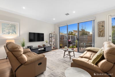 /international/au/6-marden-place-heathmont-vic-148418232/