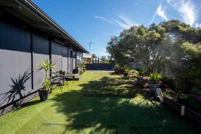 /international/au/3-ferme-street-port-pirie-sa-152342080/