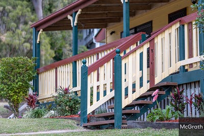 /international/au/8-koppabella-close-south-gladstone-qld-148519404/