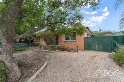/international/au/15-waldron-street-elizabeth-east-sa-150945244/