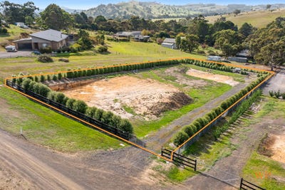 /international/au/31-duffy-street-kilmore-east-vic-204506128/