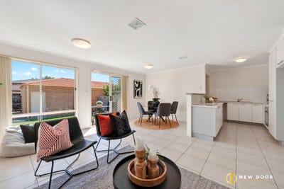 /international/au/345-anthony-rolfe-avenue-gungahlin-act-150827520/