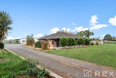 /international/au/12-hamilton-court-pearcedale-vic-151434080/
