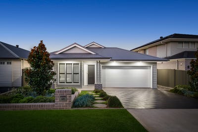 /international/au/48-safari-drive-silverdale-nsw-151283352/