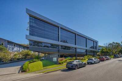 /international/au/12-narabang-way-belrose-nsw-505093484/