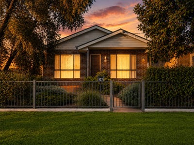 /international/au/107-currajong-street-parkes-nsw-151453216/