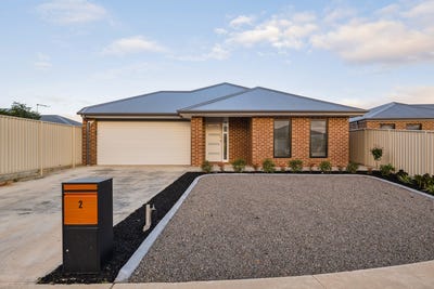 /international/au/2-oleander-court-mildura-vic-151880016/