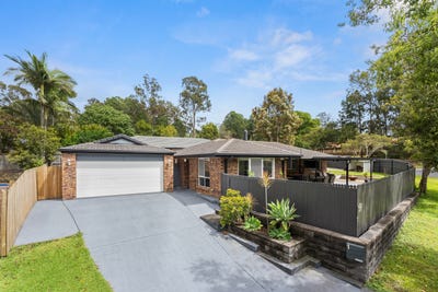 /international/au/1-amara-crescent-forest-lake-qld-148647588/?lang=fr