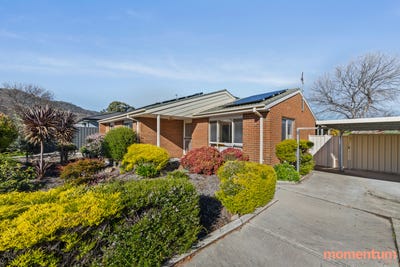 /international/au/10-bellchambers-crescent-banks-act-151615904/