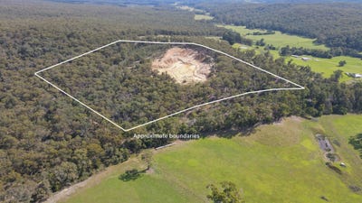 /international/au/5-harveys-road-woodside-north-vic-700402400/