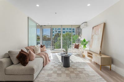 /international/au/203-1-danks-street-west-port-melbourne-vic-151217820/