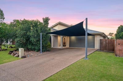 /international/au/11-rokeby-court-bushland-beach-qld-151464384/