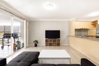 /international/au/11-69-coonan-street-indooroopilly-qld-152180108/