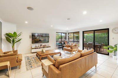 /international/au/83-dudley-drive-goonellabah-nsw-151228128/