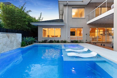 /international/au/18-ferrier-close-sandhurst-vic-152083900/