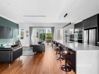 /international/au/10-9-woodlands-avenue-breakfast-point-nsw-151333616/