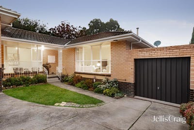 /international/au/4-926-toorak-road-camberwell-vic-151216200/