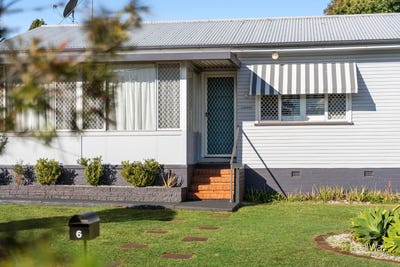 /international/au/6-ole-street-rangeville-qld-151771424/