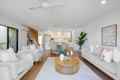 /international/au/17-pavilions-lane-maroochydore-qld-152372884/