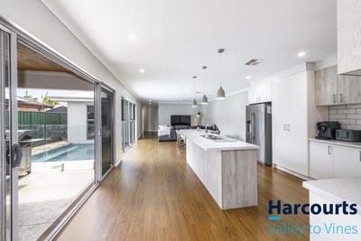 /international/au/138a-chittering-road-bullsbrook-wa-152446940/