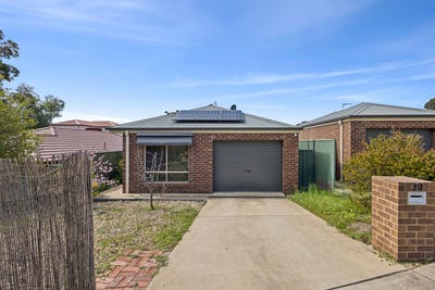 /international/au/30-murdock-street-california-gully-vic-152341352/